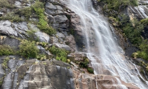 Cascada Yefi